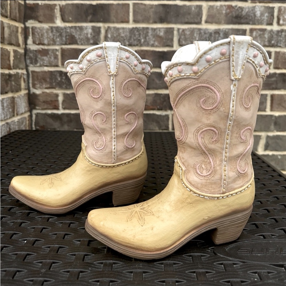 Set Of 2 Burton + Burton Resin Howdy Cowgirl Pink Boot Vases 9" Tall